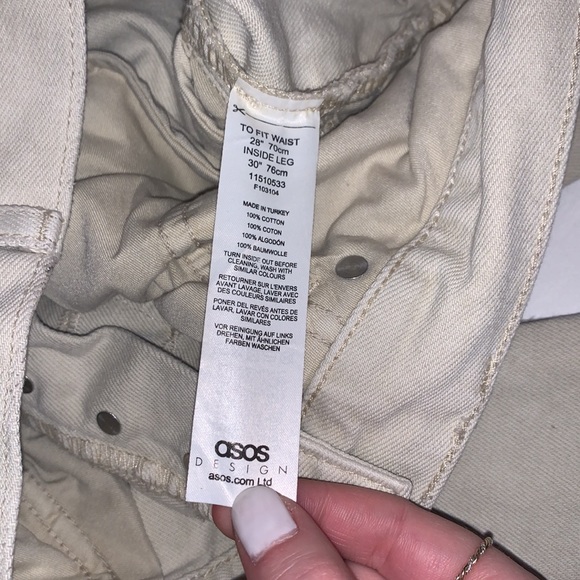 ASOS Bershka Cotton Wide Leg 90s Jean with Knee Rips - Picture 8 of 10